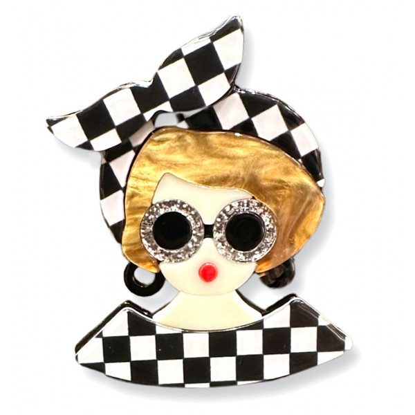 Lotte Brooch