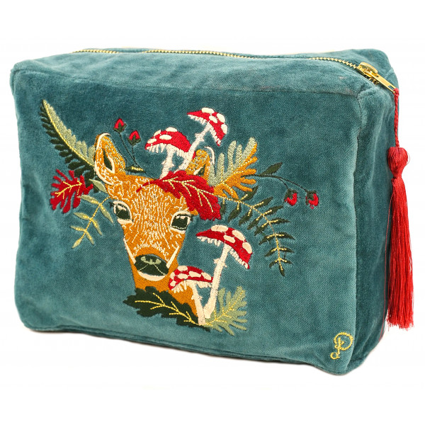 Deer Washbag